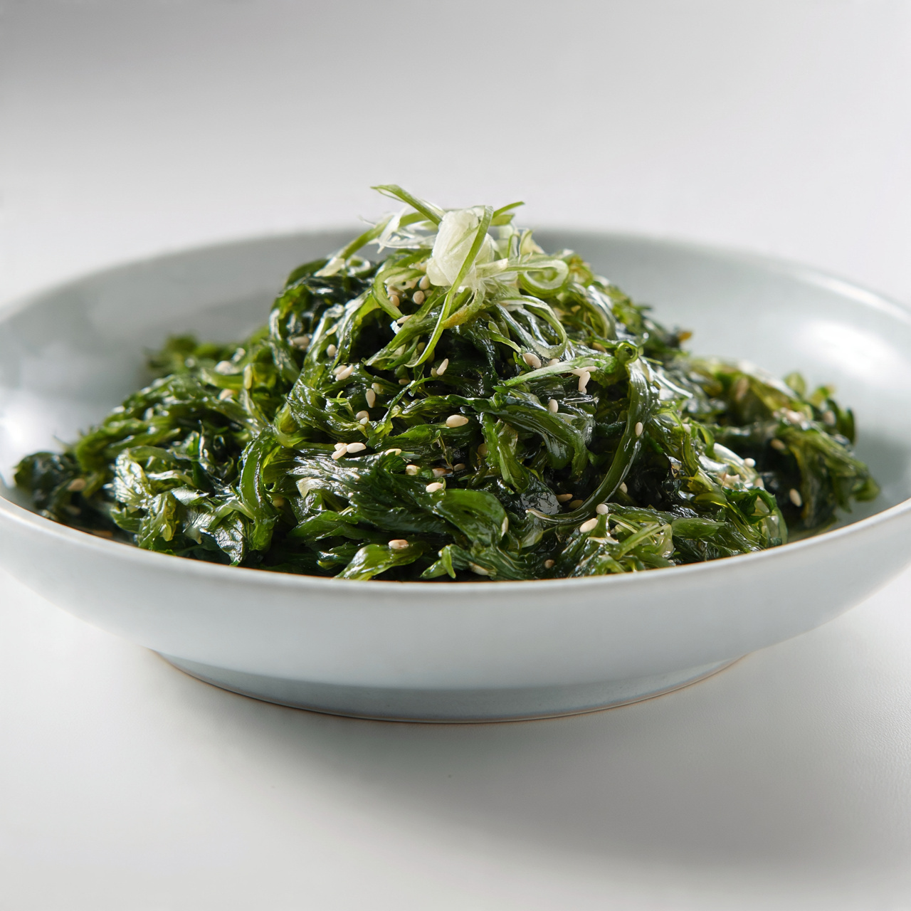 Wakame Salad (Japanese Seaweed and Cucumber Salad)